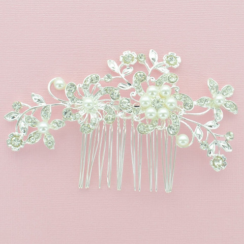 Crystal Flowers & Pearl Hair Comb Crystal Flowers & Pearl Hair Comb