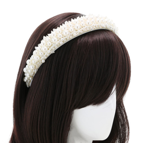 Imitation Pearl Velvet Headband Imitation Pearl Velvet Headband
