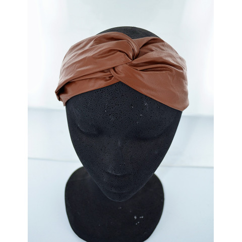 Ponytails Brown