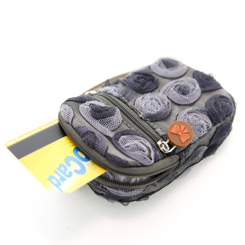 Floral Triple Compartment Wristlet Change Purse Floral Triple Compartment Wristlet Change Purse