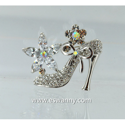 Brooch White Brooch White