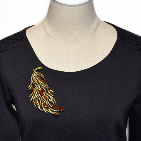 Leaf Crystal Brooch Leaf Crystal Brooch