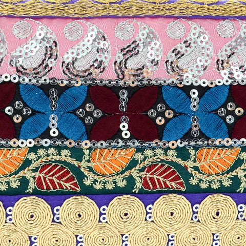 Sequins-Embroidered Clutch Sequins-Embroidered Clutch