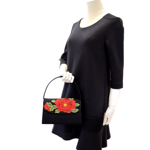 Vintage Classic Flower Embroidered Clutch Bag Vintage Classic Flower Embroidered Clutch Bag