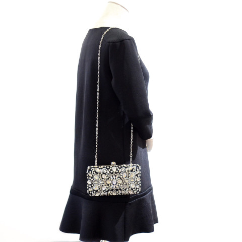 Hand Sewing Crystal Clutch (Large) Hand Sewing Crystal Clutch (Large)
